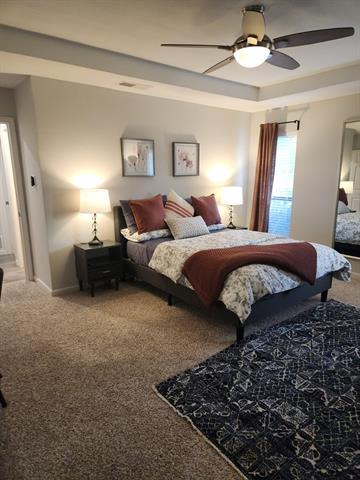 Photo - 16235 Red Wood Cir N