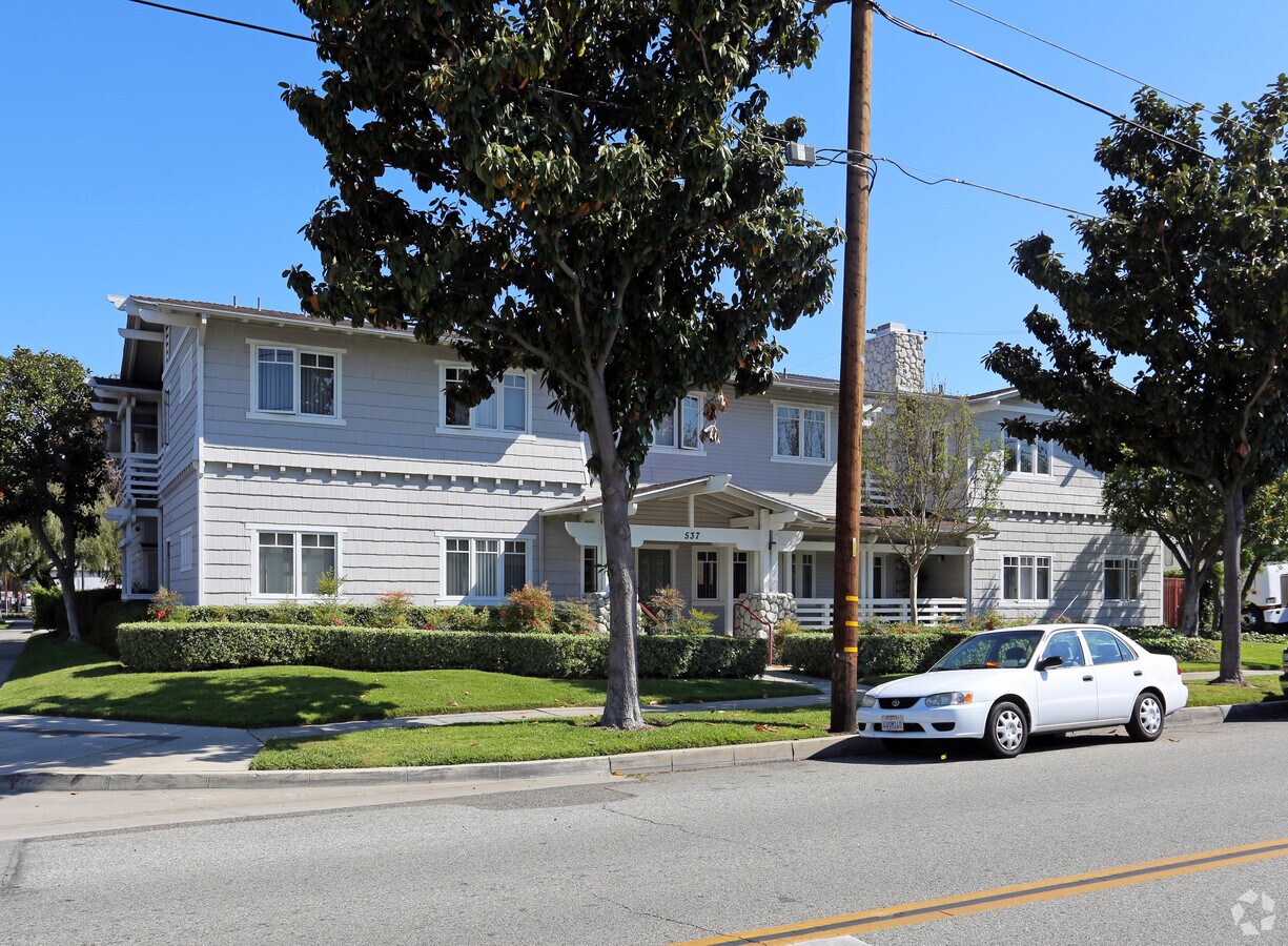 Photo - Pixley Arms Orange