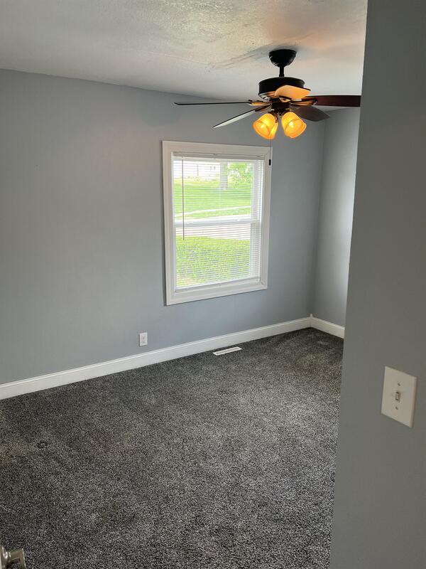 Photo - 1025 30th St NE