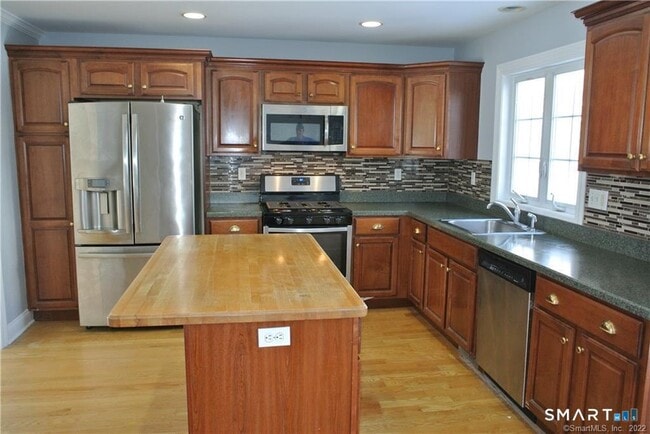 Photo - 1260 Cutspring Rd Unit 1260