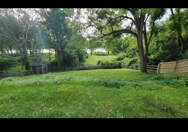 Photo - 6015 N River Rd