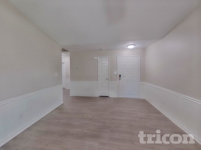 Photo - 5001 Alexis Dr