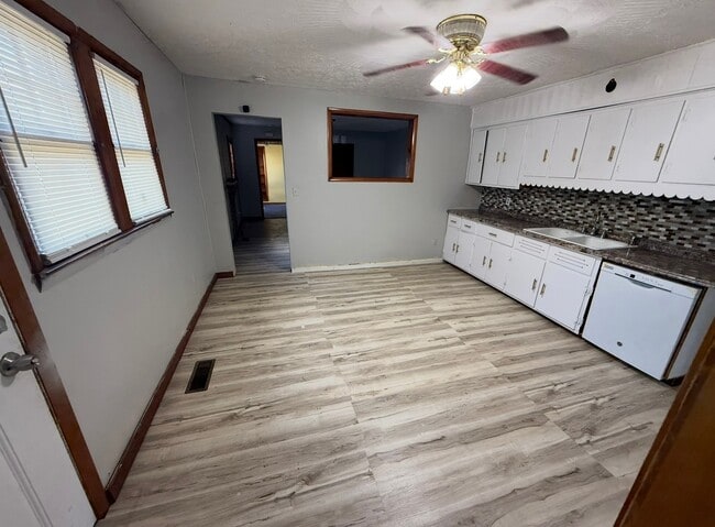 La cocina antes que los electrodomésticos - 552 Main St