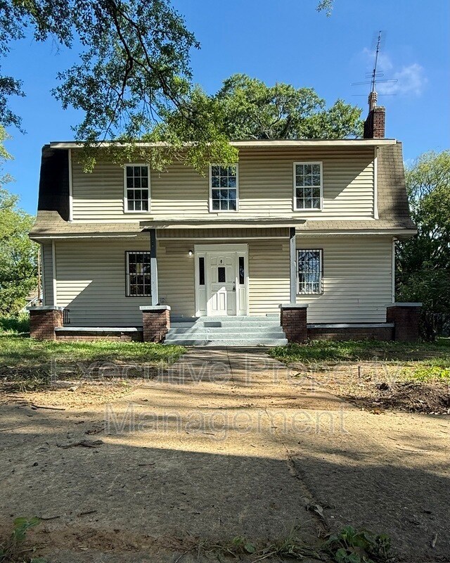 Photo - 2416 34th Ave N