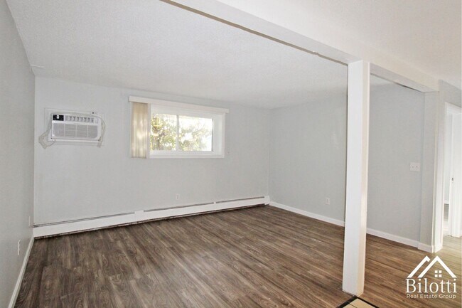 Photo - Pocasset Village