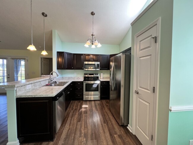 Photo - 187 Heath Dr