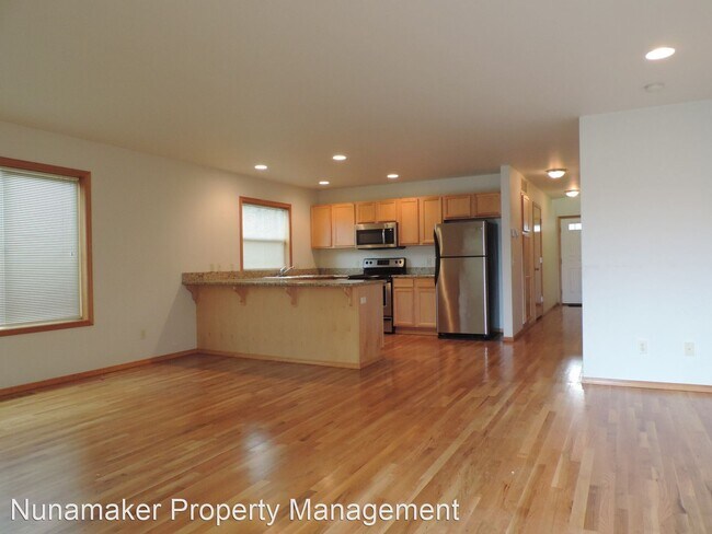 Photo - 3 br, 3.5 bath House - 1536 Lincoln St.