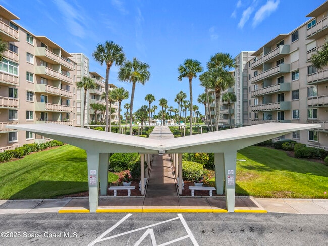 Building Photo - 2020 N Atlantic Ave Unit 517n Rental