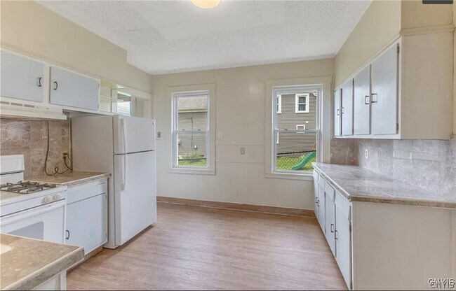 Photo - 1607 Burnet Ave