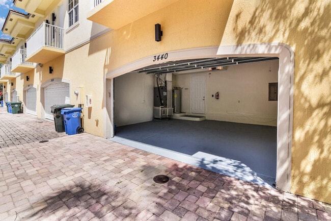 Photo - 3432 NE 15th Ave