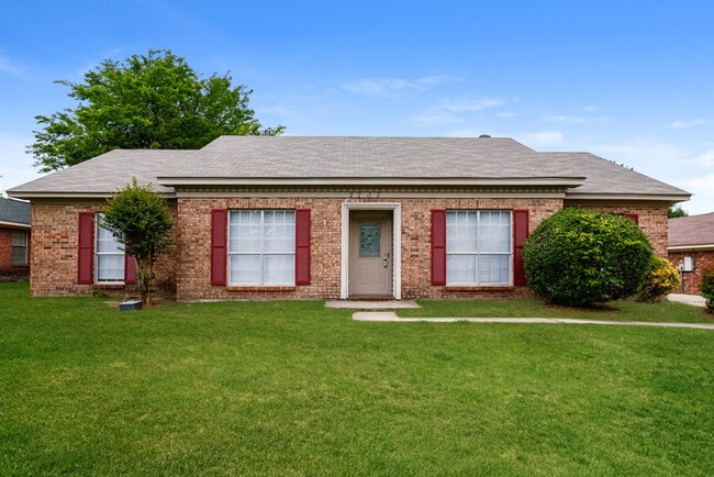 Building Photo - 2737 W Aberdeen Dr Rental