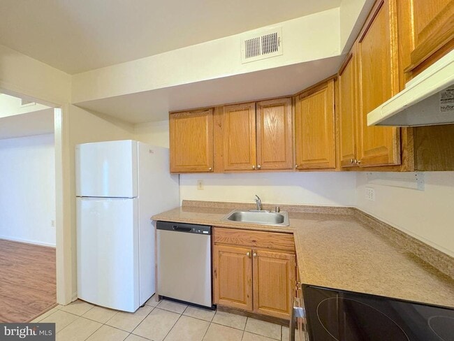 Photo - 4596 Conwell Dr