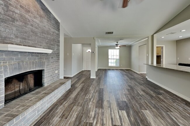 Photo - 1654 Belltower Dr