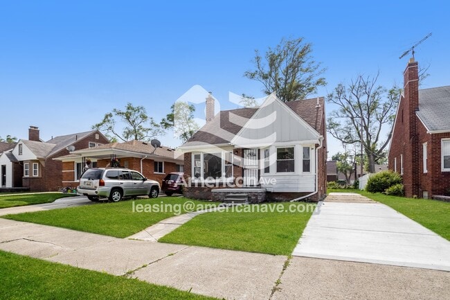 Photo - 18701 Murray Hill St