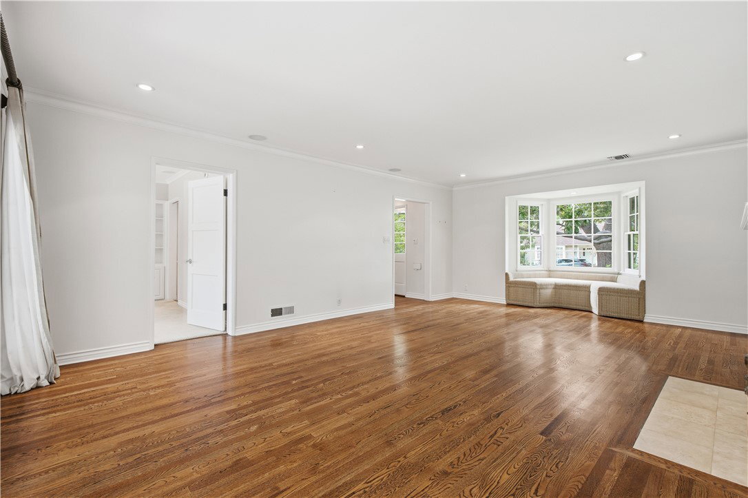 Photo - 1536 Bradbury Rd