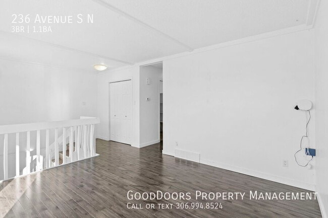 Photo - 236 Avenue S North