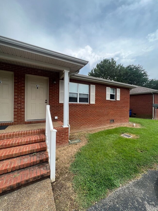 Photo - 579-5G1 Baker Rd Unit 579 G1