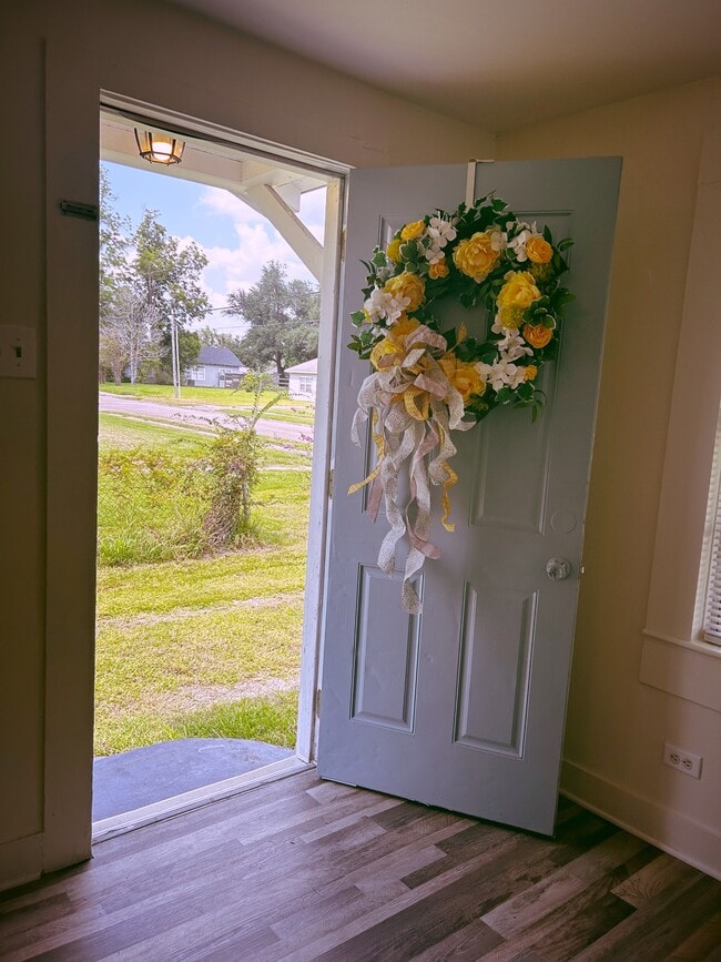 Photo - 2116 Creole St