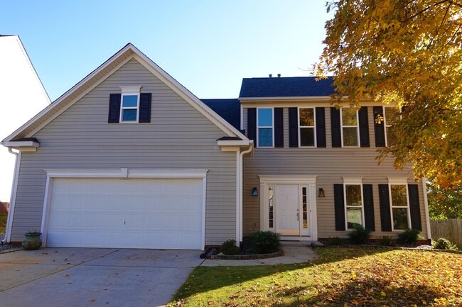 Photo - 233 Highgate Cir