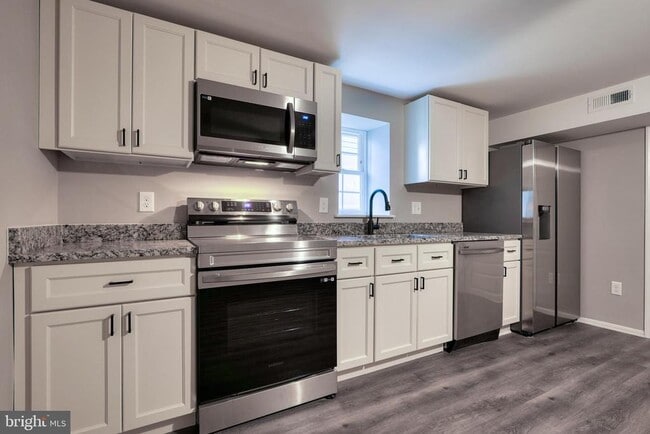 Photo - 6722 Brentwood Ave