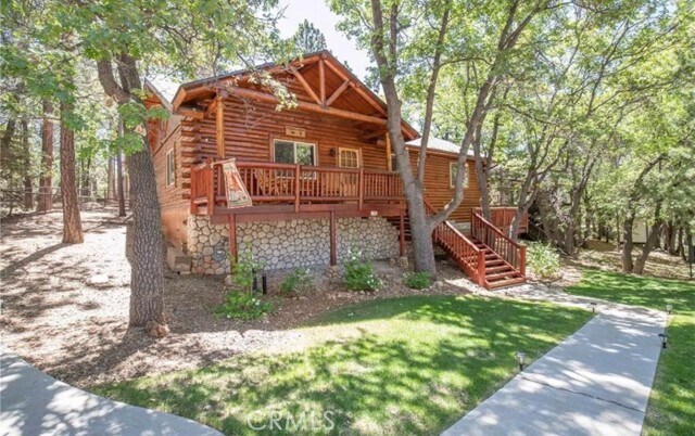1793 Columbine Dr