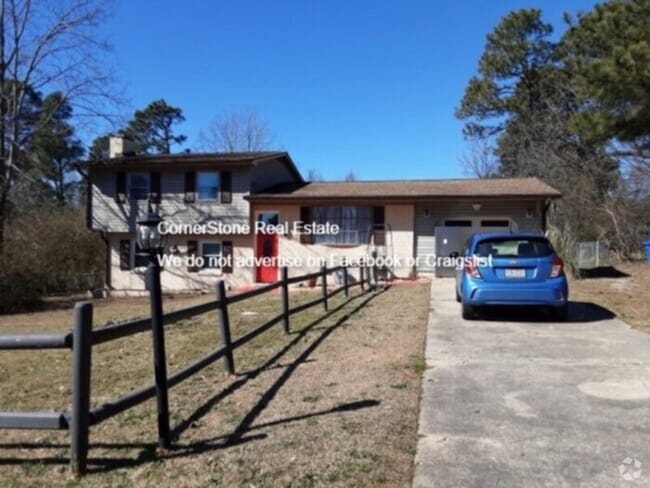 Building Photo - 207 Ingleside Dr Rental