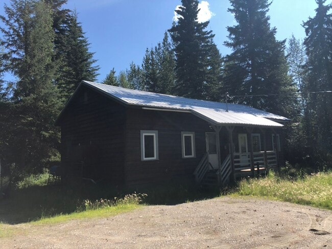 Photo - Newly remodeled - 1 bed - 1 bath off Rosie Creek