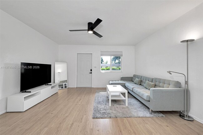 Photo - 1001 NE 110th St Unit 1003