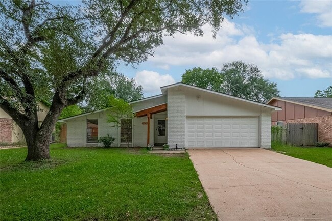Building Photo - 3835 Cypressdale Dr Rental