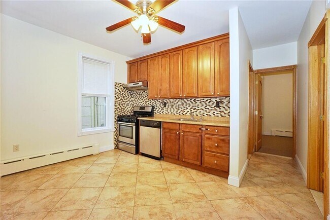 Photo - 556 81st St Unit 2