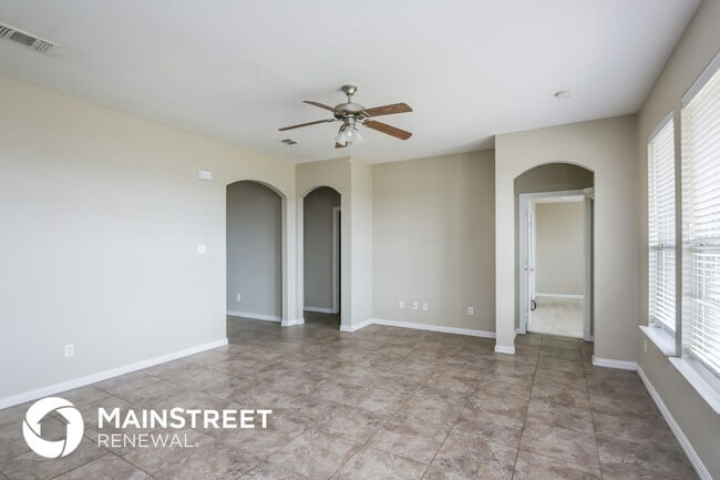 Photo - 209 Kennedy Dr