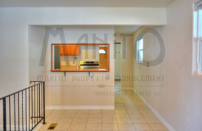 1654 E Decatur Ave