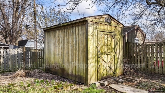 Photo - 152 Bayberry Rd