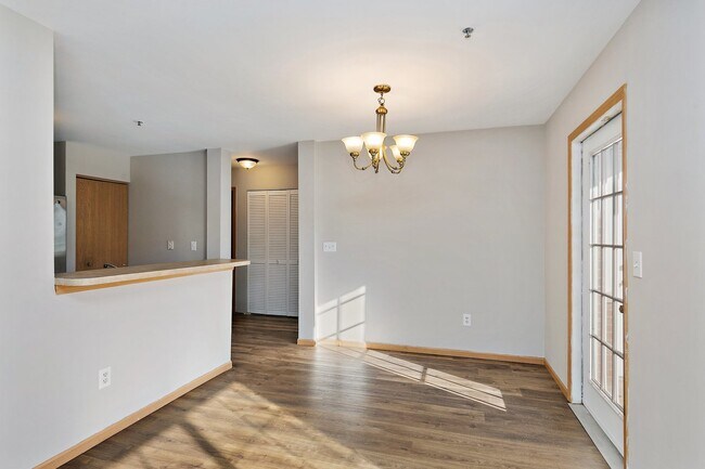 Photo - 124 Bertram Dr