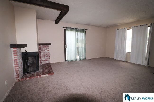 Photo - 3920 Sweetbriar Ln Unit 3920 Sweetbriar Lane