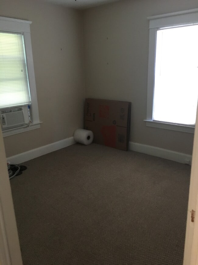 Bedroom2 - 13 Homestead Ave Unit 1