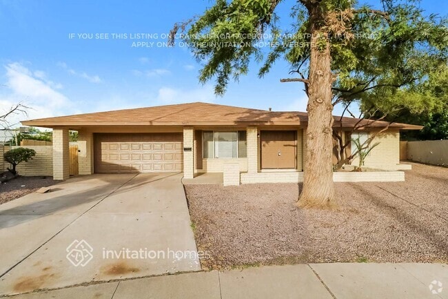 Building Photo - 9417 N 39th Dr Rental