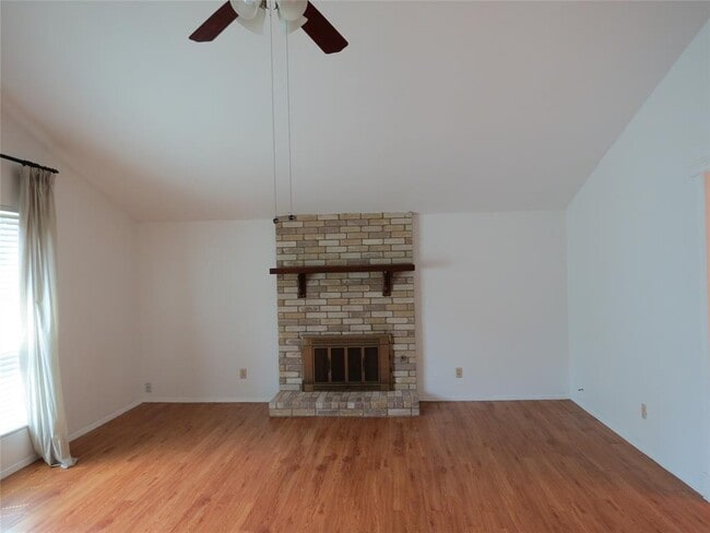Photo - 6803 Rearden Rd