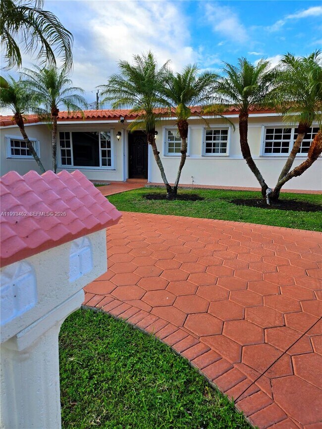 Photo - 10475 SW 42nd Terrace