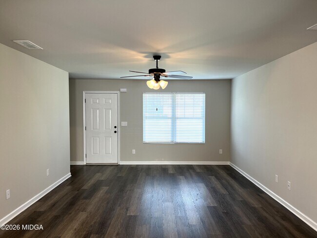 Photo - 147 Goodall Woods Dr