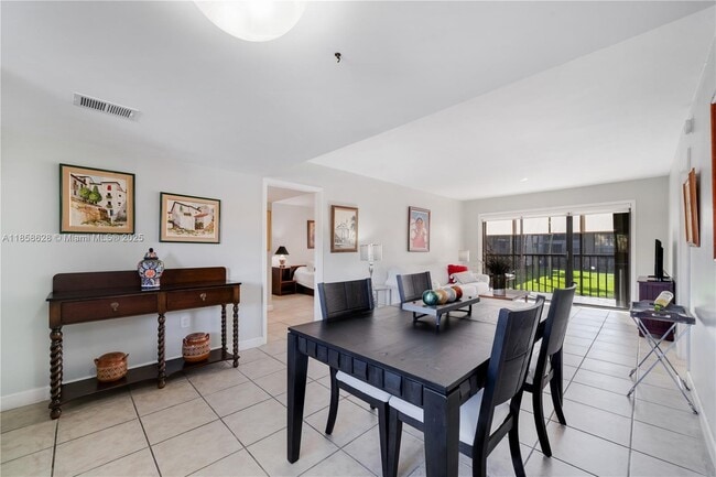 Building Photo - 8415 SW 107th Ave Unit 258W Rental