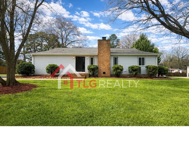 Building Photo - 609 Catawba Cir N