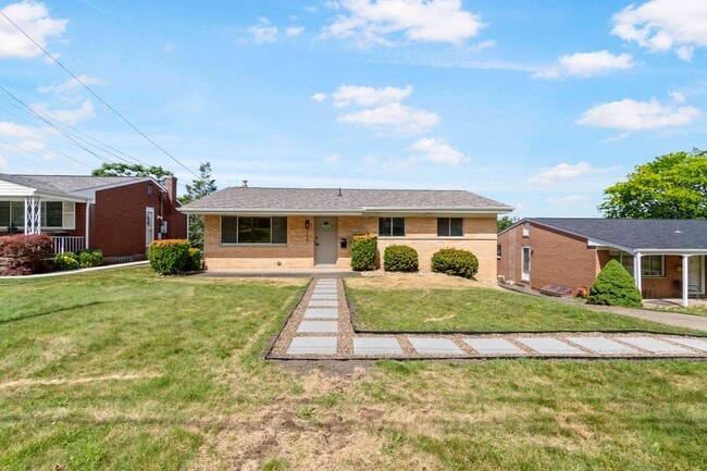 Building Photo - AVAILABLE NOW! FULLY RENOVATED 3-bedroom in BALDWIN!
