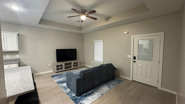 Photo - 110 Sterling Dr