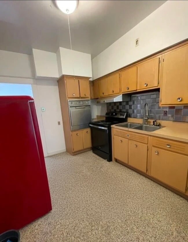 Photo - 13 S Marshall St Unit Second Floor