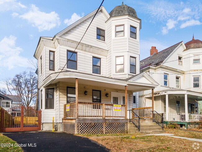 Building Photo - 84 S Allen St Unit 1 Rental