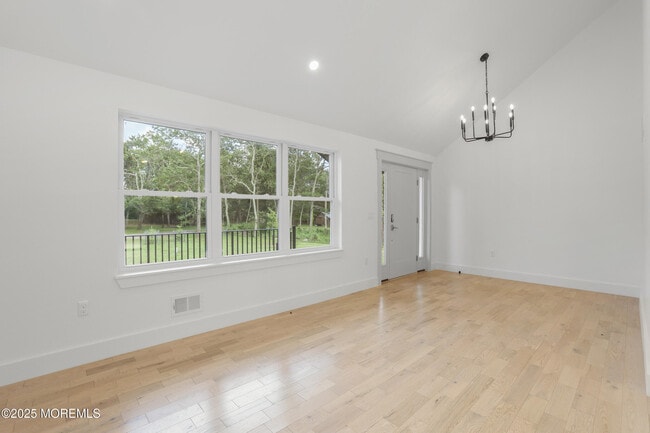 Photo - 1405 Ridge Ave