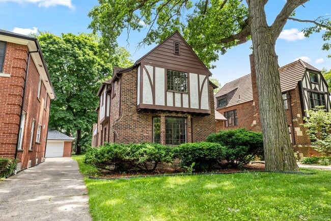 Photo - 19510 Stratford Rd