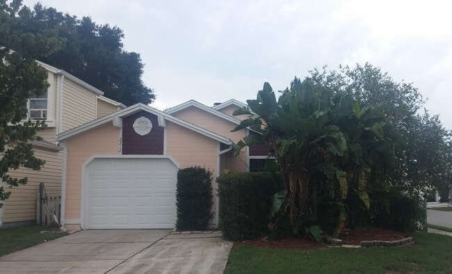 Building Photo - Grant Station Home with Fenced Yard