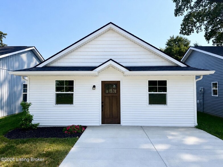 625 Main St